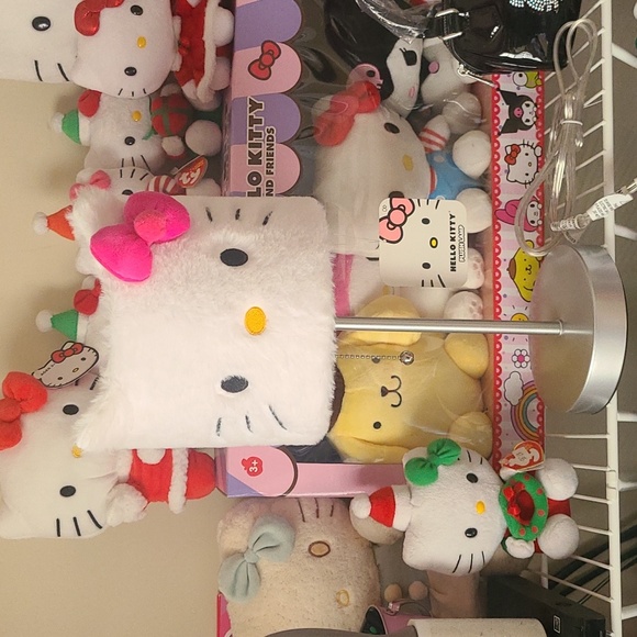Hello Kitty Accessories - Hello Kitty Plush Lamp 💗